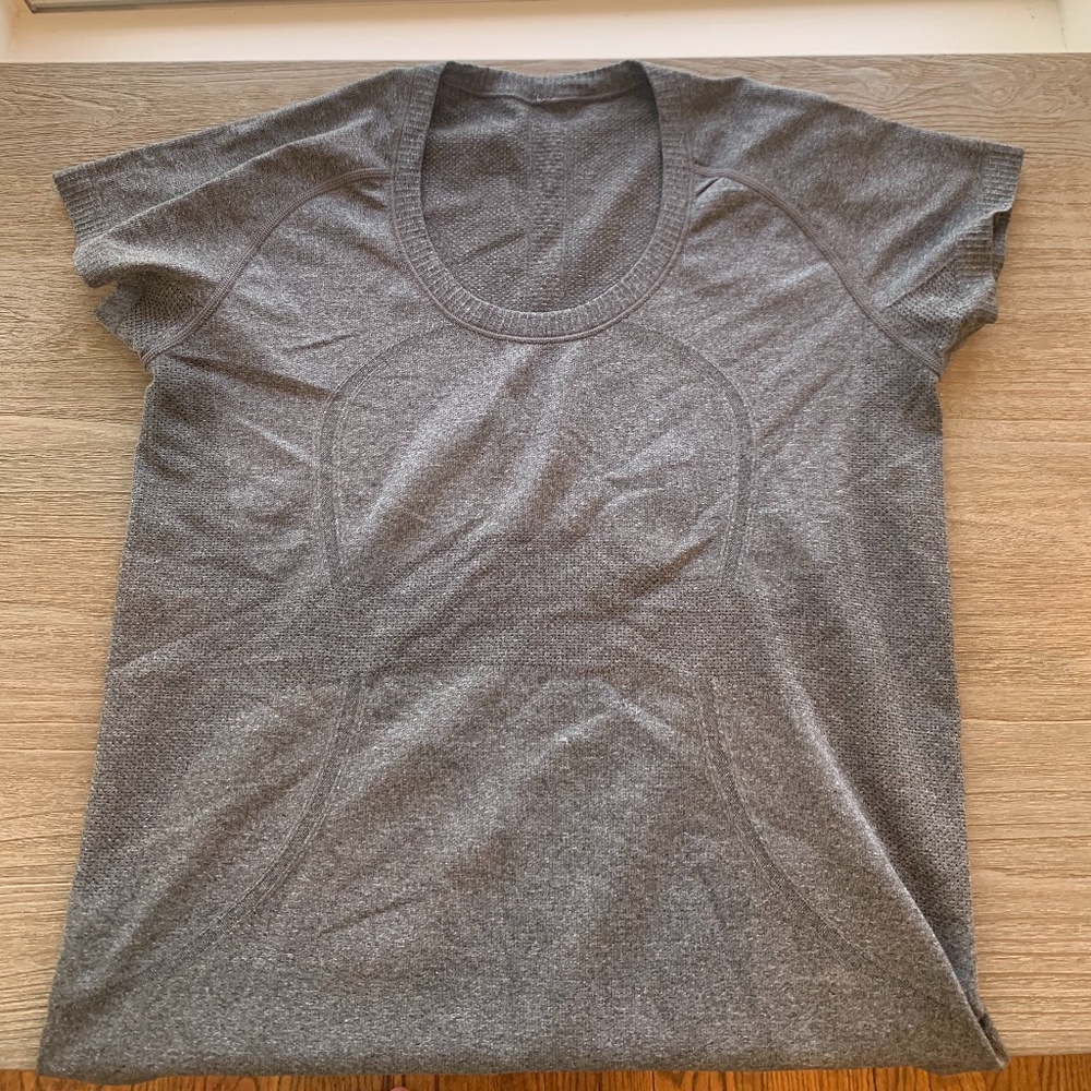 Gray Lululemon top